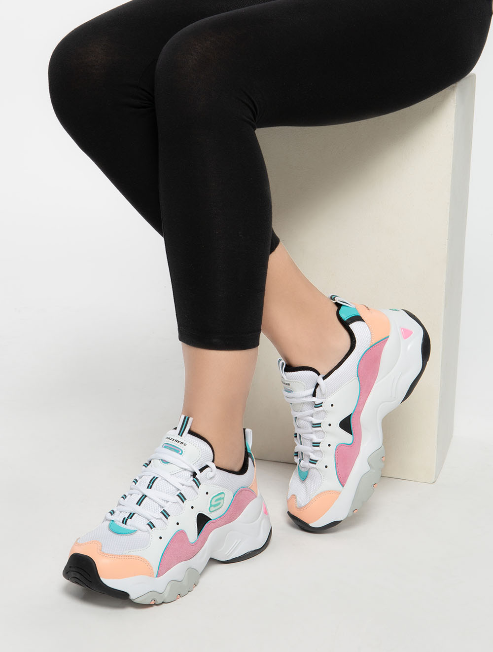 Skechers DLites 3 Zenway Womens Sneakers Shoes White/Pink