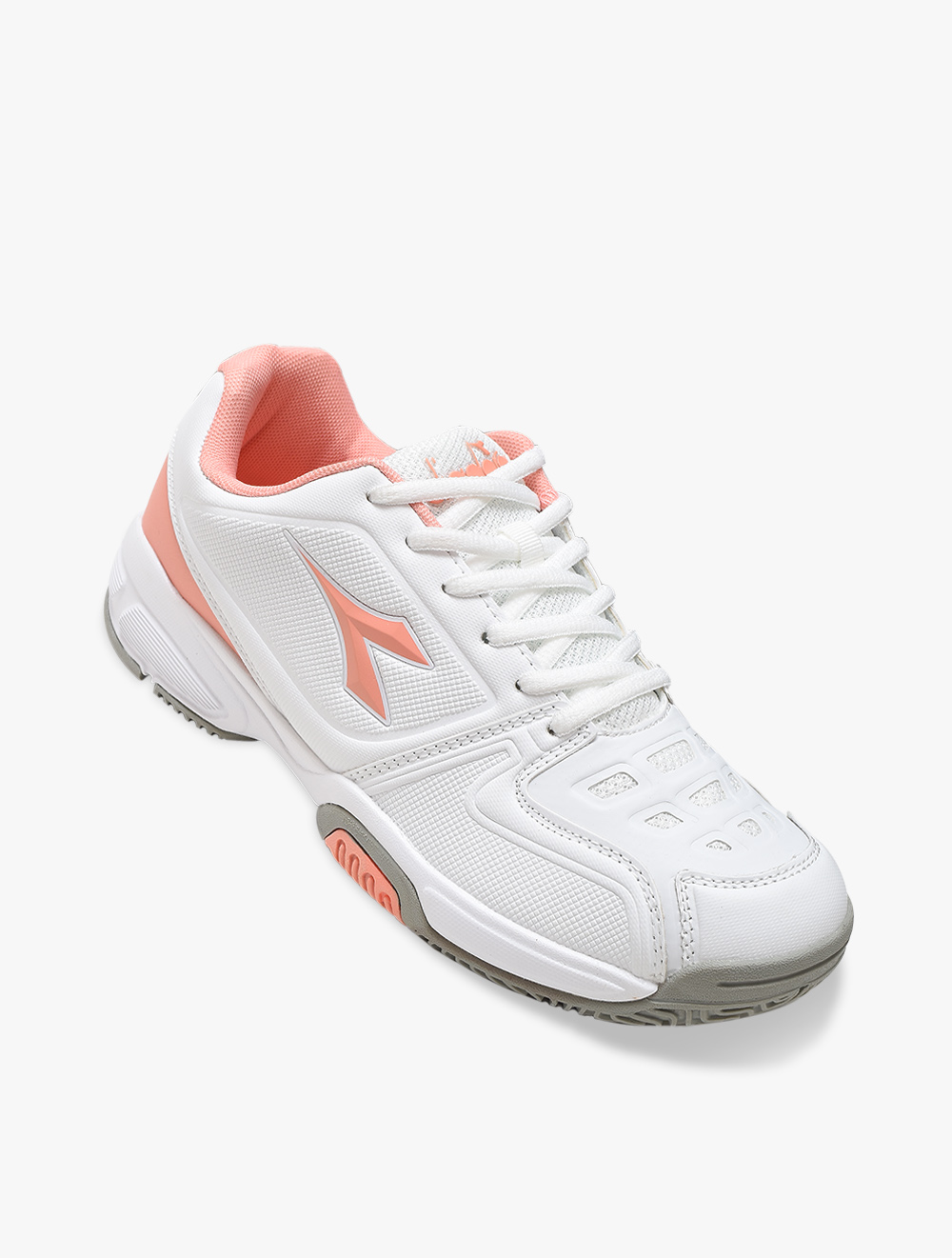 diadora tennis shoes