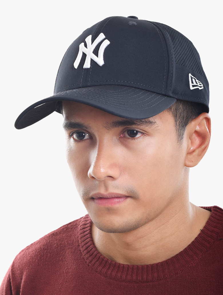 New Era 940 Perforated71 Neyyan Unisex Black