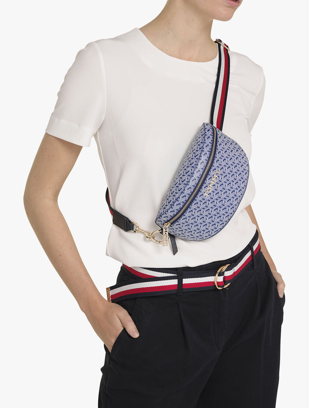 tommy hilfiger iconic bum bag