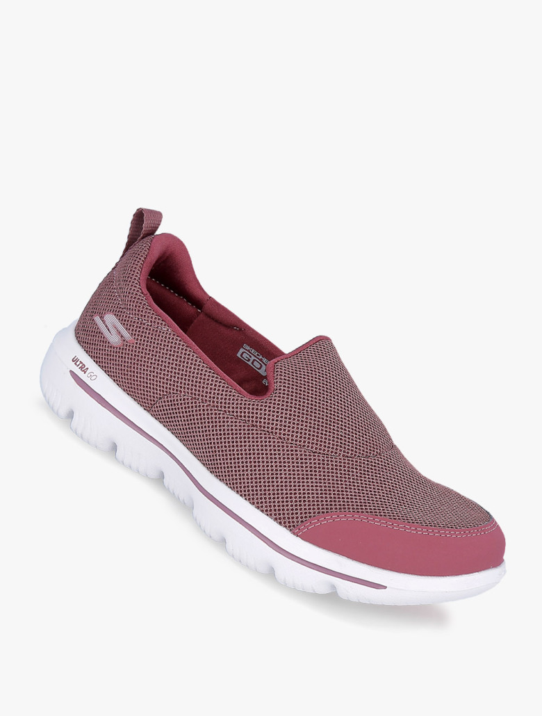 Skechers Gowalk Evolution Ultra Reach Womens Sneakers Shoes